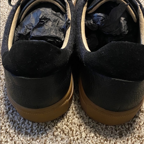 Banana Republic Mason Mixed Media Stylish Black Leather Men's Sneakers - Picture 3 of 10